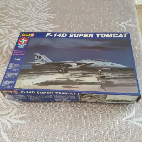 KIT de plastimodelismo F-14D Super Tomcat, Revell, escada 1:48