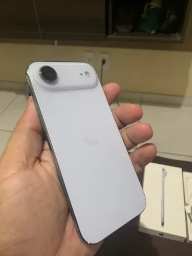 iPhone Air 256 gb titânio azul névoa leiam
