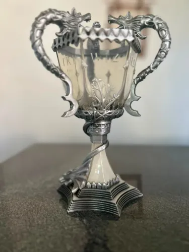Taça do Torneio Tribruxo - Oficial - Harry Potter e o Cálice de Fogo