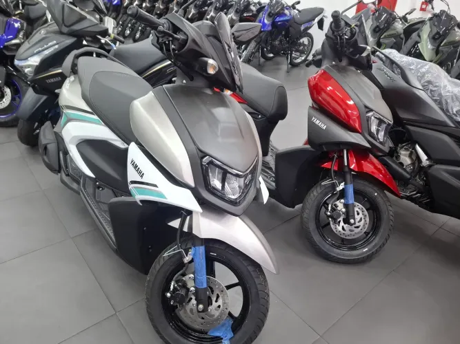 ? NOVA YAMAHA ZR HYBRID CONNECTED<br>