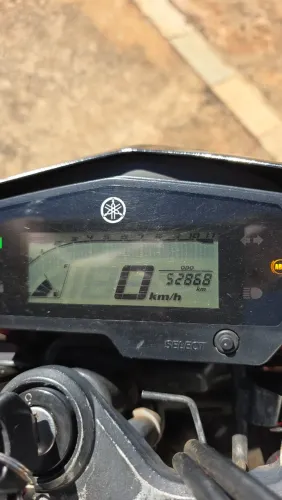 Yamaha Fazer FZ25 250 Flex Vermelha