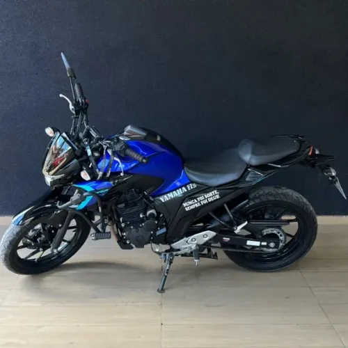 YAMAHA FZ25 2024 UNICO DONO