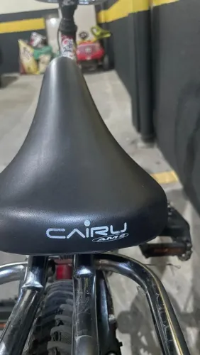 Bicicleta (montadinha própria para grau) Aro 20