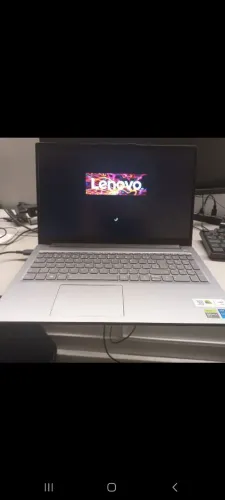 VENDO NOTEBOOK LENOVO