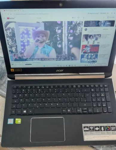 Notebook Acer processador i7 com placa de vídeo 8gb de memória