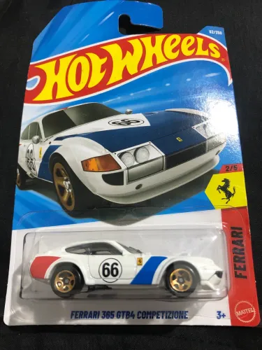 Carrinho Hot Wheels Ferrari 365GTB4 Competizione Branca