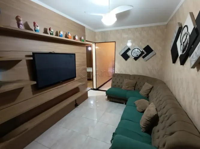 Casa à venda no bairro Antônio Zanaga em Americana/SP