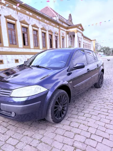Renault Megane Sedan Expression Hi-flex 1.6 16V 2010