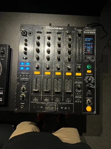 Oportunidade! MIXER PIONEER DJM-800 