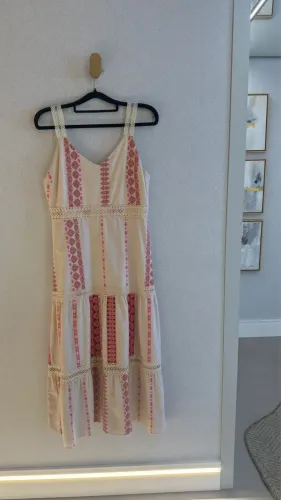Vestido morena rosa