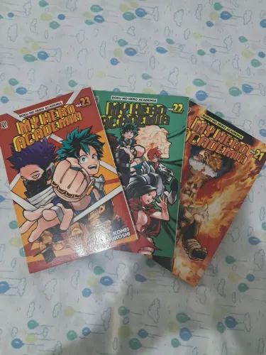 MY HERO ACADEMY MANGA