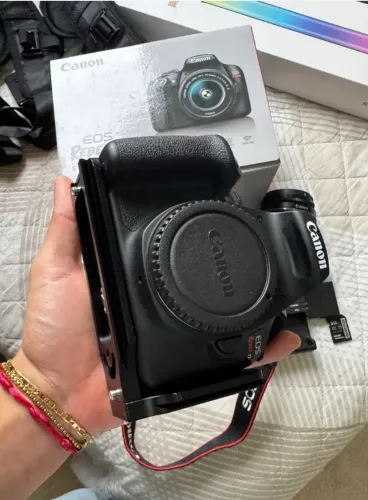 Canon Rebel T7 + Lente 18-55mm IS II | Com Nota Fiscal - Apenas 9k cliques!