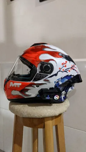 Capacete MT Targo S com Intercomunicador POUQUISSIMO USO