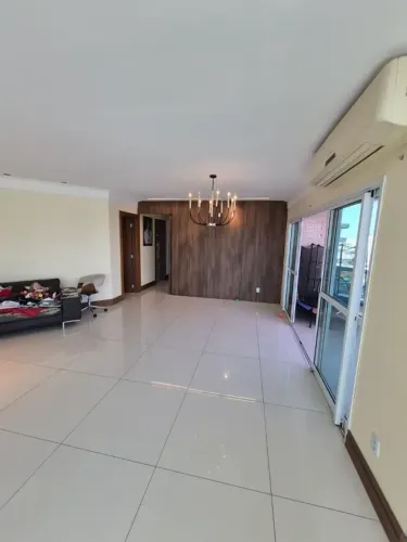ef0323 Ed. Ilha de Creta | 198 m² | 4 Suítes + Gabinete | Umarizal - 2 vgas