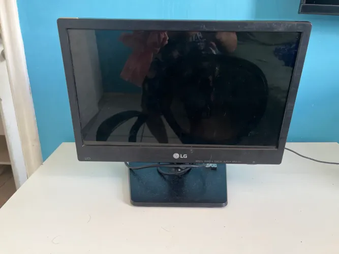Monitor 19 polegadas Lg Flatron E1941c 127/220v