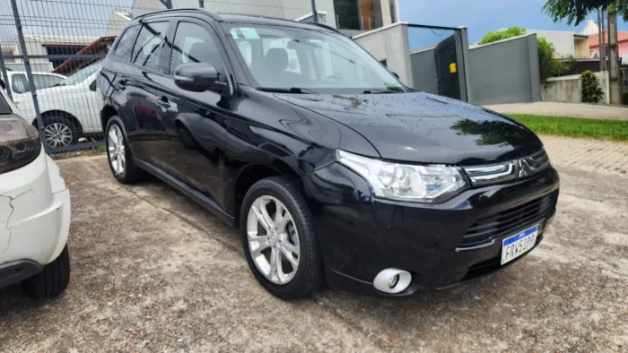 Mitsubishi Outlander 2.0 16V 160cv Aut. 2015
