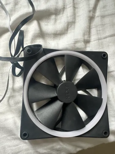 NZXT FAN 140 RGB
