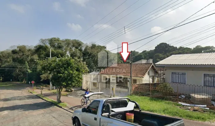 Terreno à venda com 330m² por R$ 600.000,00 no bairro São Lourenço - CURITIBA / PR