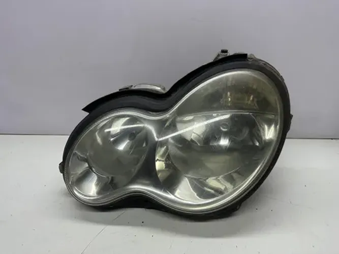 Farol Esquerdo Mercedes C180 2004 2005 Esquerdo