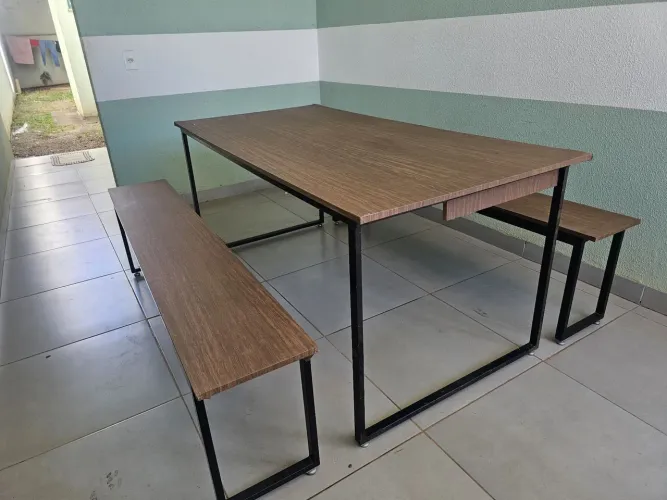 Mesa Estilo Industrial