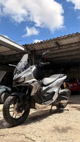 Vendo ADV 160 único dono 