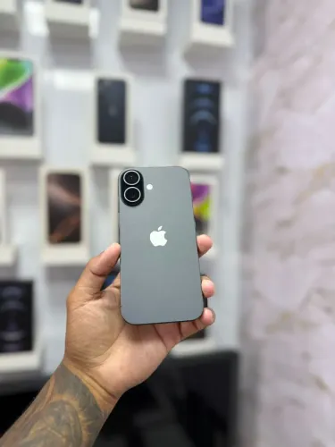 IPHONE 17 256GB<br>R$ 4.999,00<br>GARANTIA APPLE 12/26