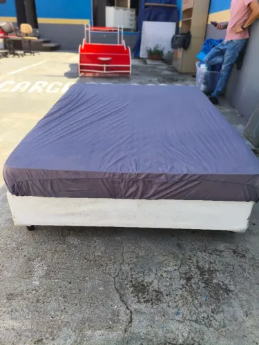 Cama box casal