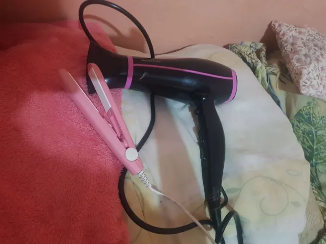 Secador e mini chapinha