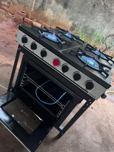 Fogão industrial Venâncio ferro puro fogão topp forno enorme tudo funcionando certinho top