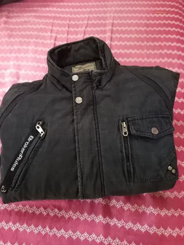 Guarda roupas e jaquetas