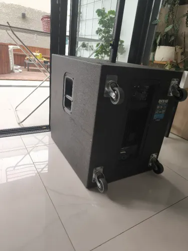 Subwoofer Yamaha DXS18 1020w