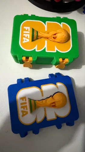 Caixa organizadora de figurinhas da Copa