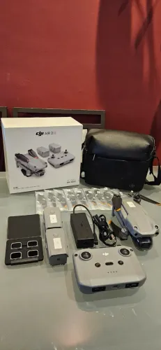 Drone Dji Air 2s Fly More Combo (estudo trocas em teclado musical)