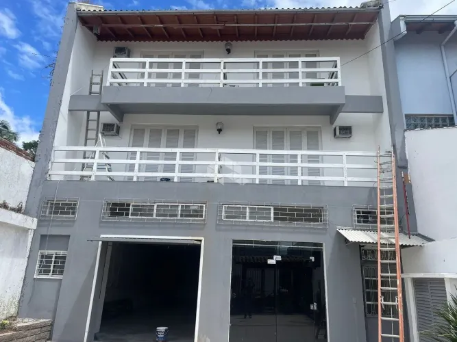 Apartamento 2 Dorm, 2 Suítes. Cavalhada