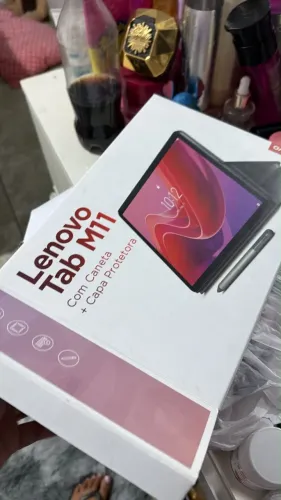 Vendo tablet LenovoM11 novo