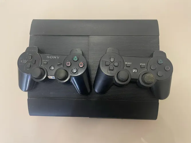 Ps3 Semi-Novo Desbloqueado +controle e jogos