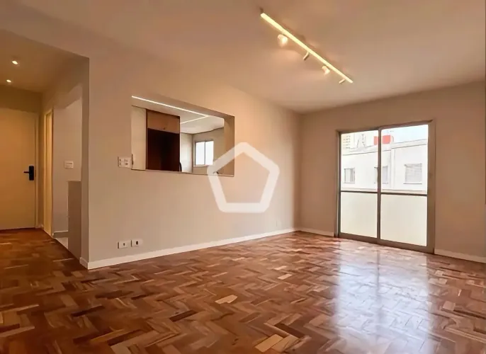 Apartamento de 2 quartos em Cambuci, SP - Venda