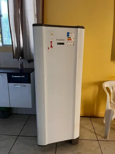 Vende-se geladeira esmaltec 1 porta 