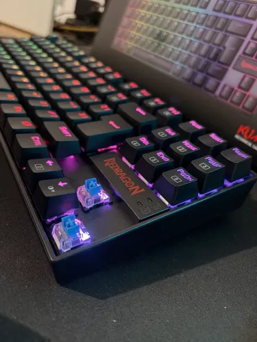 Teclado gamer mecânico