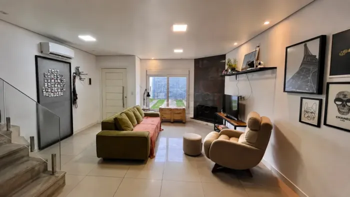 Excelente Casa 3 dormitórios a venda no Arroio Pelotas - bairro Laranjal