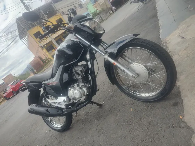 VENDO MOTO 160 STAR