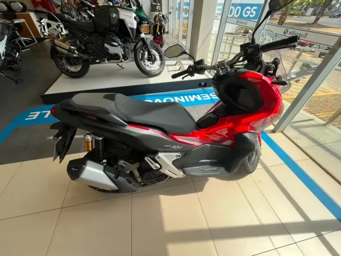 HONDA ADV 150 24/24 com apenas 2177kms!!