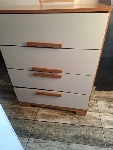 Comoda barato para desocupar 