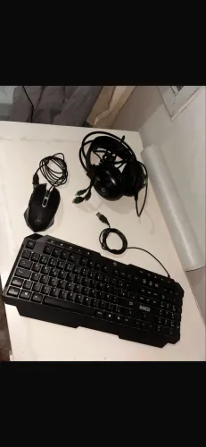 PERIFÉRICOS MANCER + mouse pad
