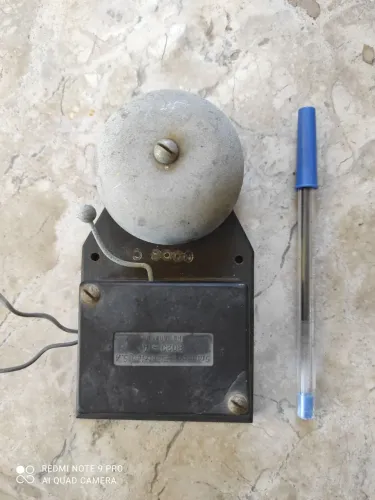 Campanhia antiga, funcionando,110 volts: