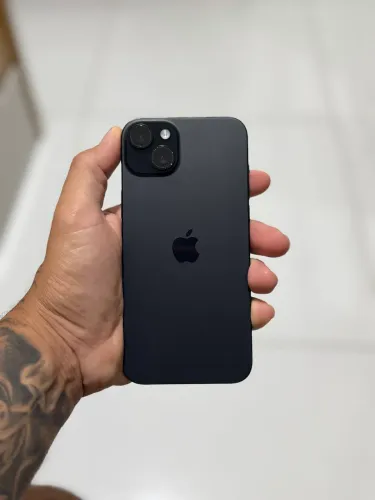 iPhone 15 plus ( bateria 100 % )