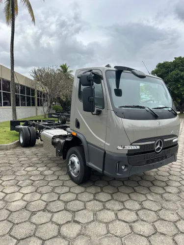 Mercedes Benz 0km e toda linha de Caminhões 