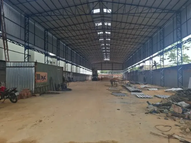 Galpão/Armazém 1.600m² em Obras c/ Habite-se e AVCB no Parque das Laranjeiras