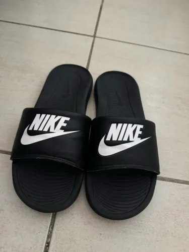 Chinelo NIKE Victori One Masculino