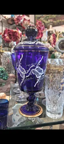 Antiga Bomboniere em Azul COBALTO belíssima peça em perfeito estado de conservação
